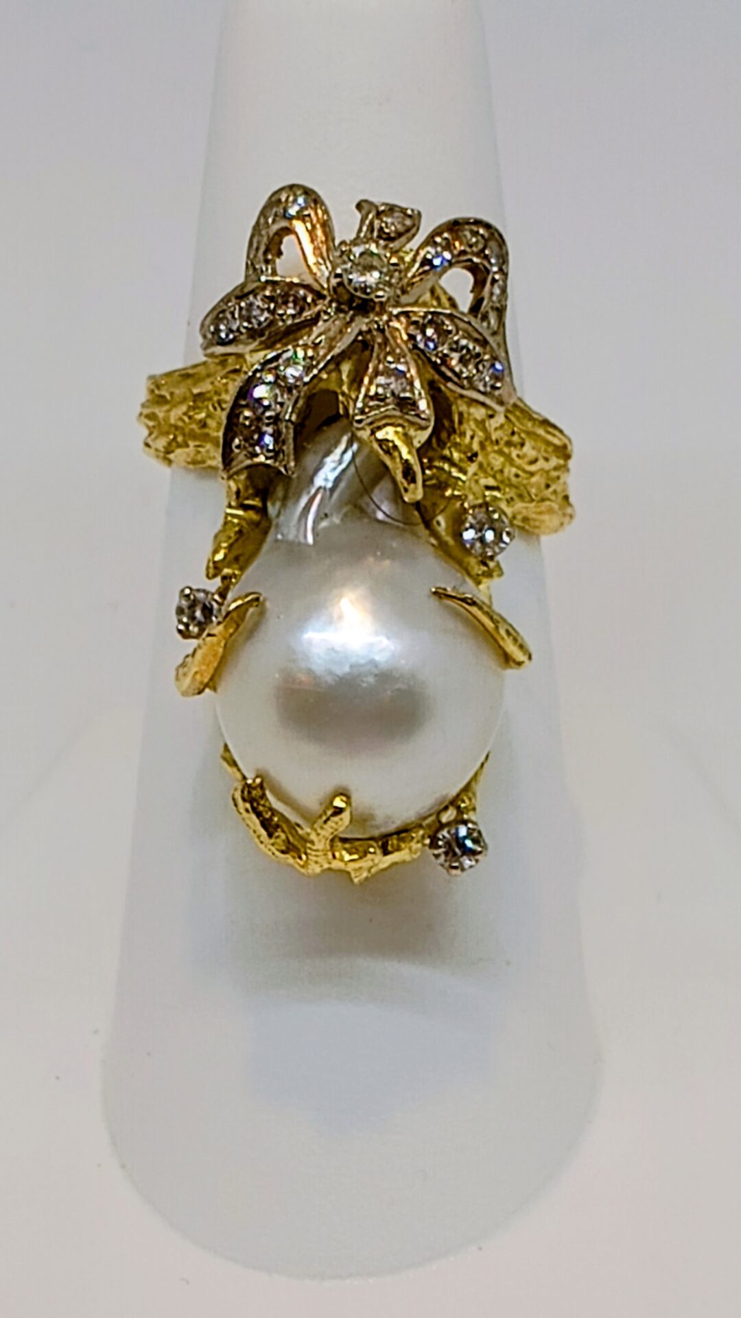 Baroque Pearl Ribbon Ring