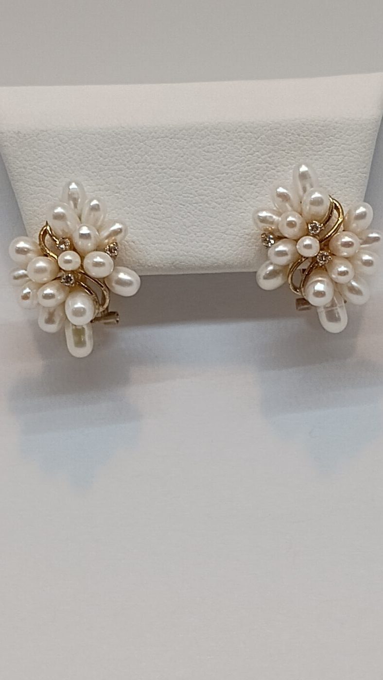 Pearl Clusters