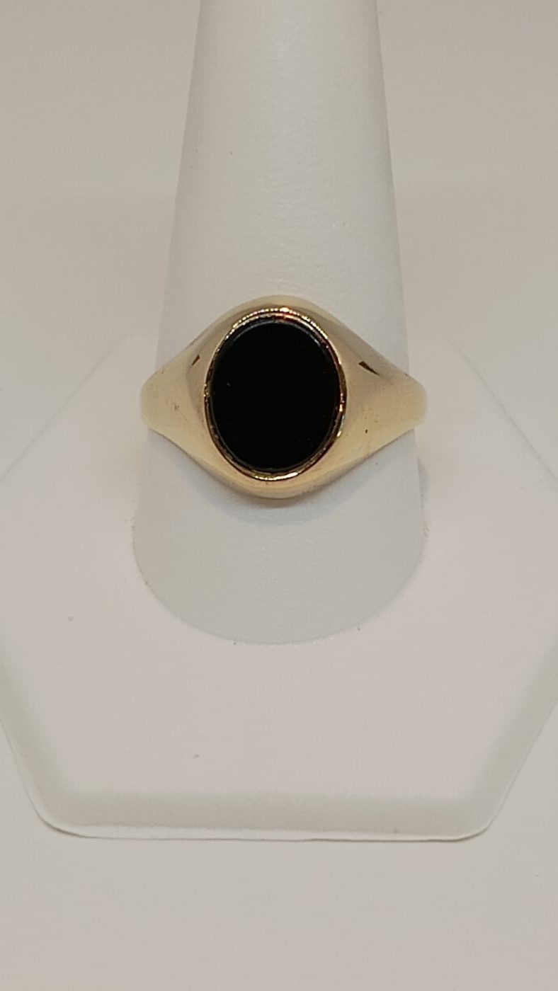 Oval Tapered Onyx