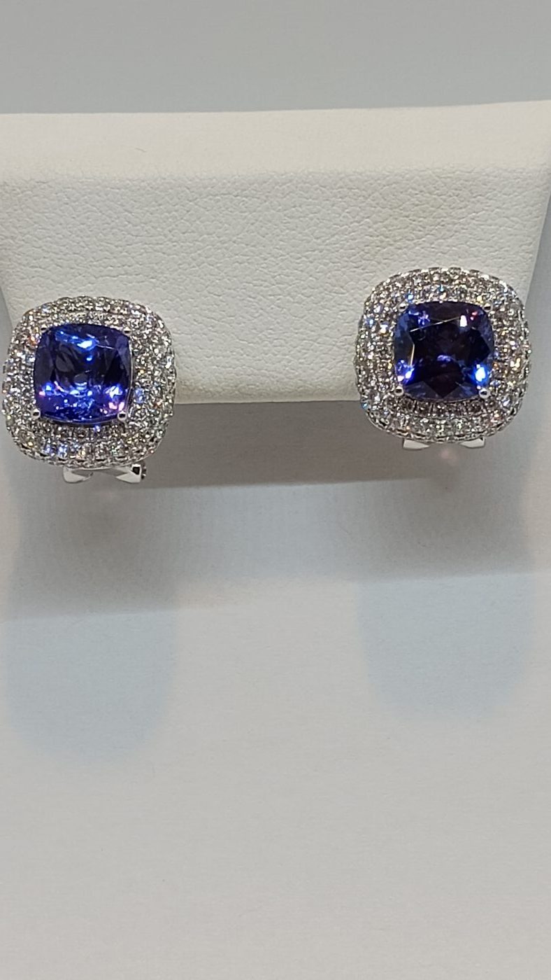 Tanzanite Cushions