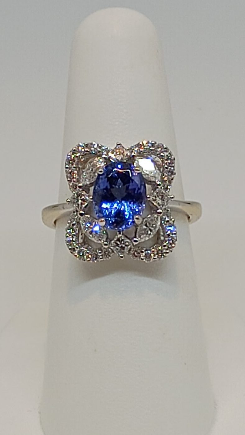 Oval Tanzanite