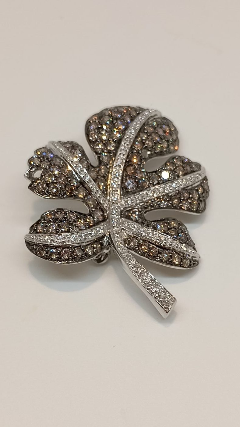 Diamond Leaf
